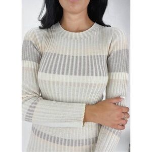 OST tonal sleeve textured top in multi Medium